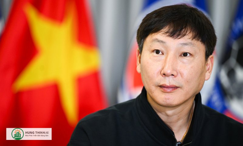 kim sang-sik là ai - Xuất thân và sự nghiệp cầu thủ