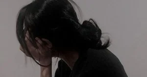 Trào lưu ảnh che mặt trên mạng xã hội – vì sao giới trẻ ngày càng chuộng